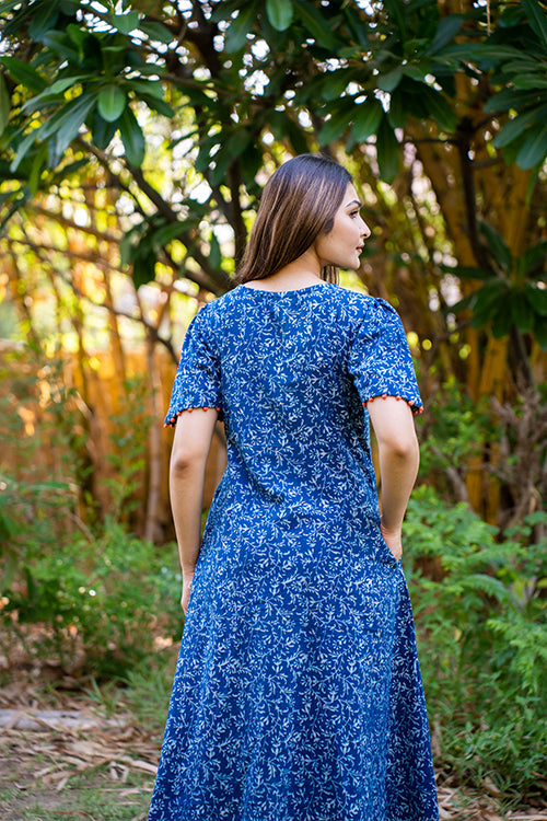 Moralfibre Handblock Printed Indigo Dress With Peach Pintucks And Hand Made Potli Details - Image 4