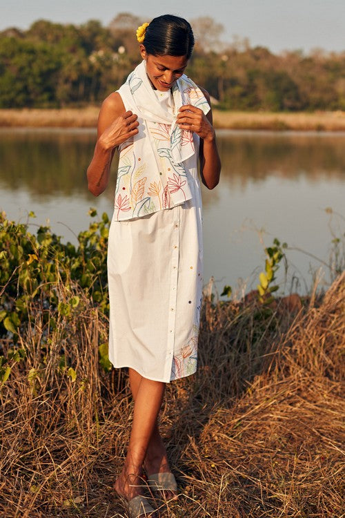 Okhai 'Daydream' Hand Embroidered Mirror Work Pure Cotton Dress with Stole - Image 14