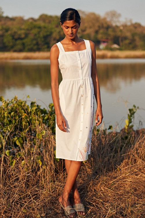 Okhai 'Daydream' Hand Embroidered Mirror Work Pure Cotton Dress with Stole - Image 3